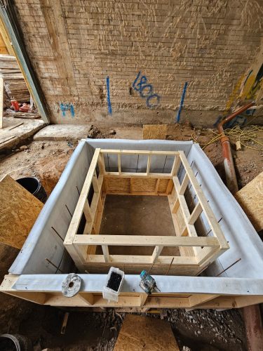 Nottingham lift pit 2