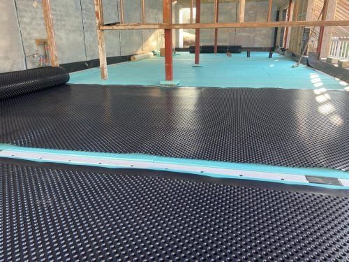 Waterproofing membrane floor